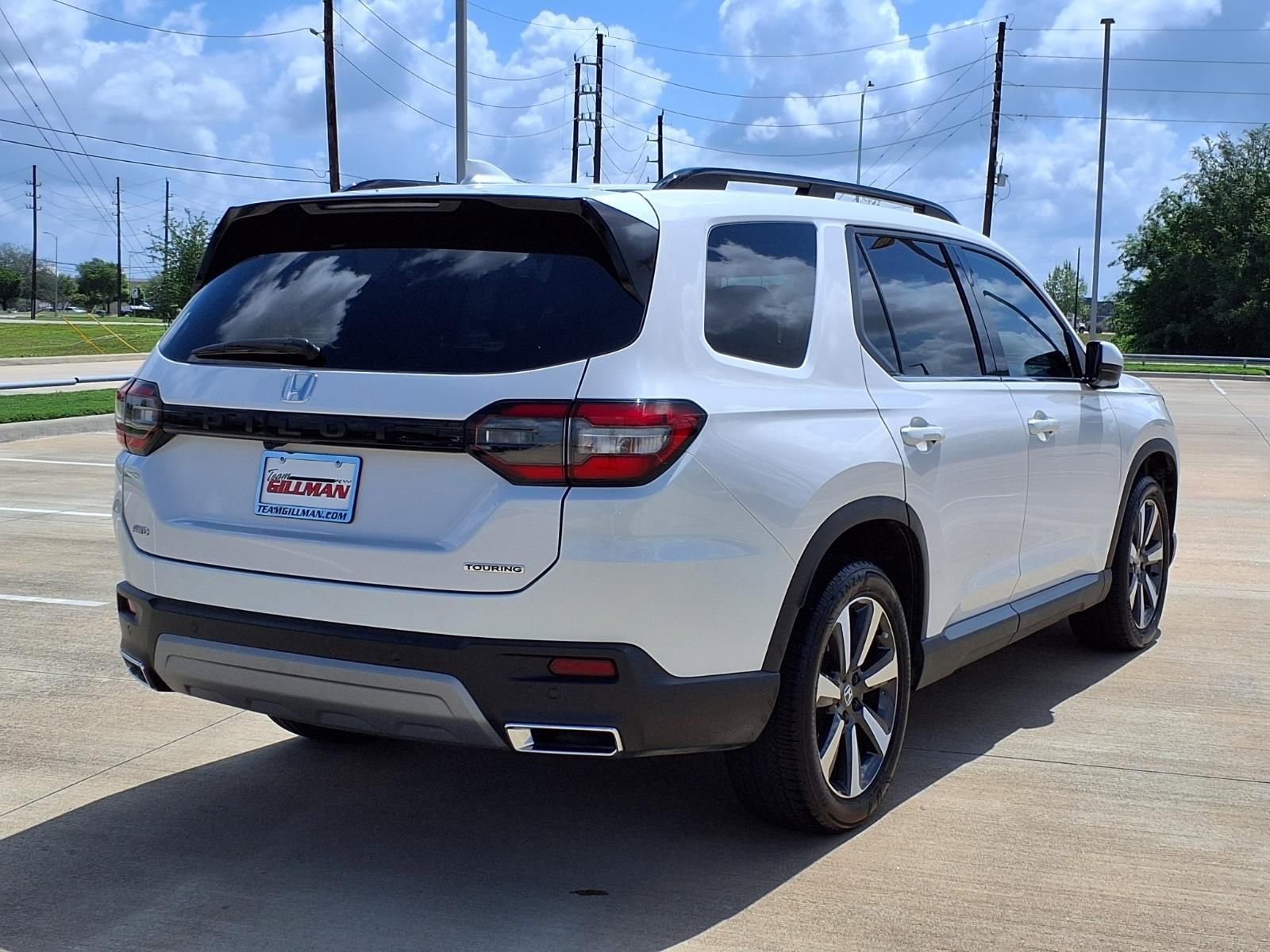 Used 2025 Honda Pilot Touring image 7