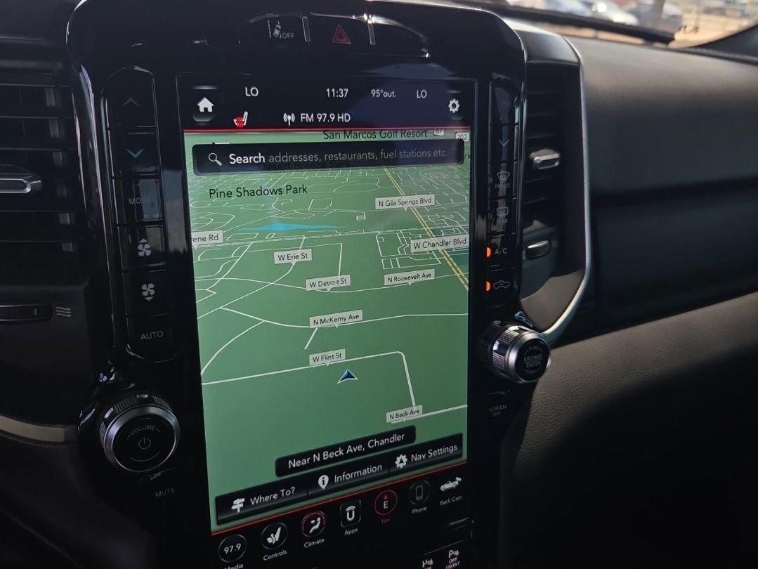 Used 2021 RAM 1500 Big Horn image 10