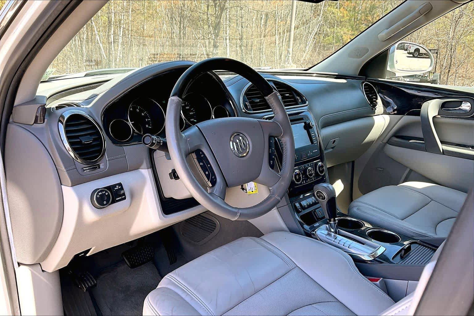 Used 2016 Buick Enclave Premium AWD/4WD image 18