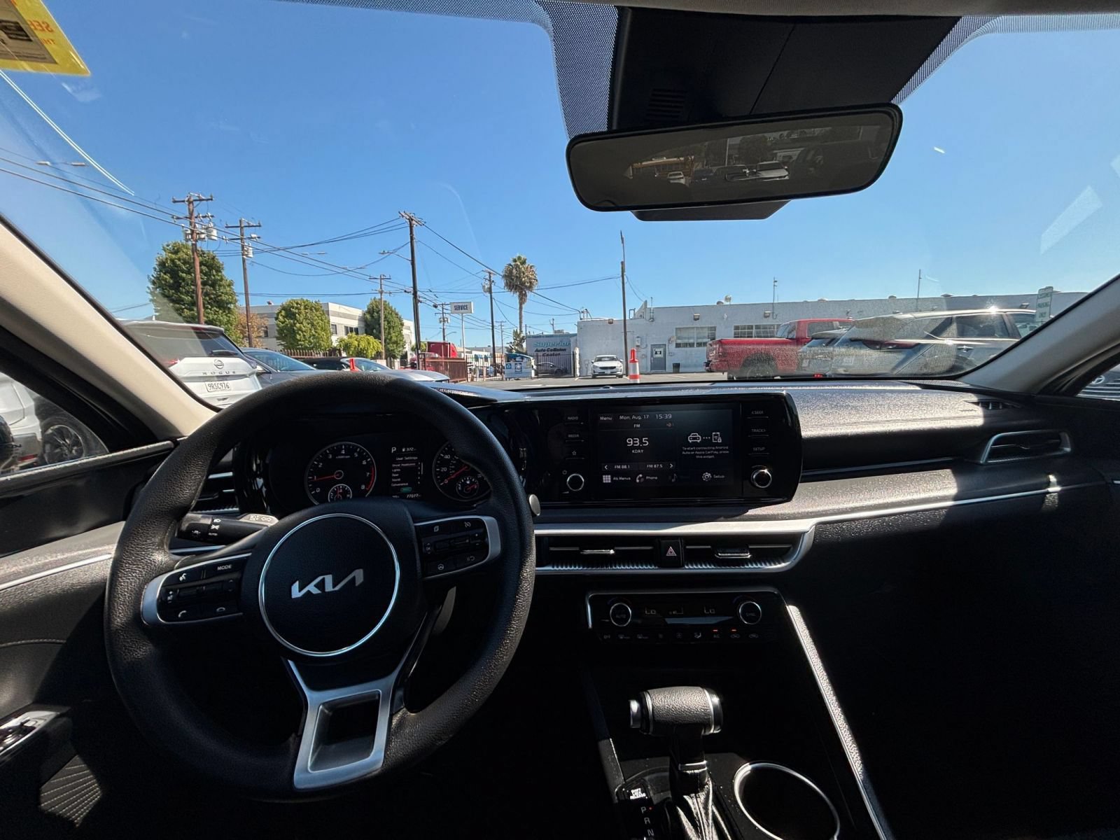 Used 2024 Ford Explorer Limited AWD/4WD image 36