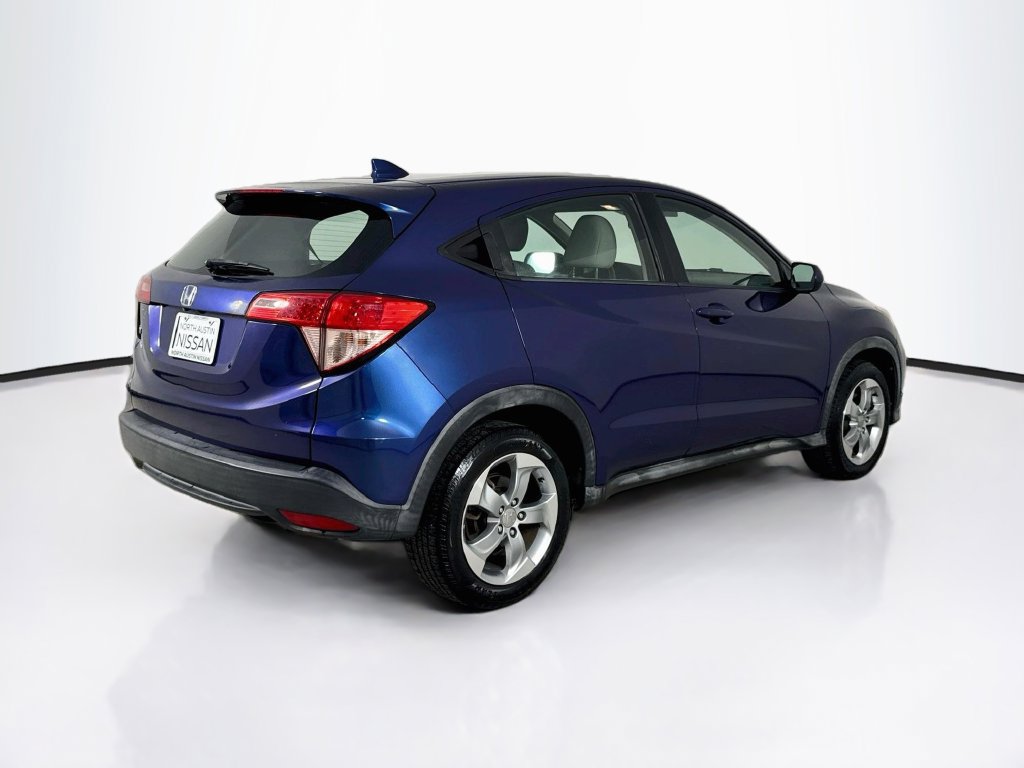 Used 2016 Honda HR-V LX image 7