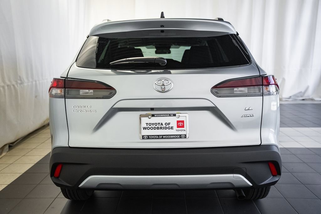 New 2026 Toyota Corolla Cross LE AWD/4WD image 5