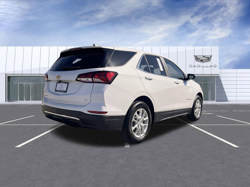 Used 2024 Chevrolet Equinox LT w/ LPO, Floor Liner Package image 8