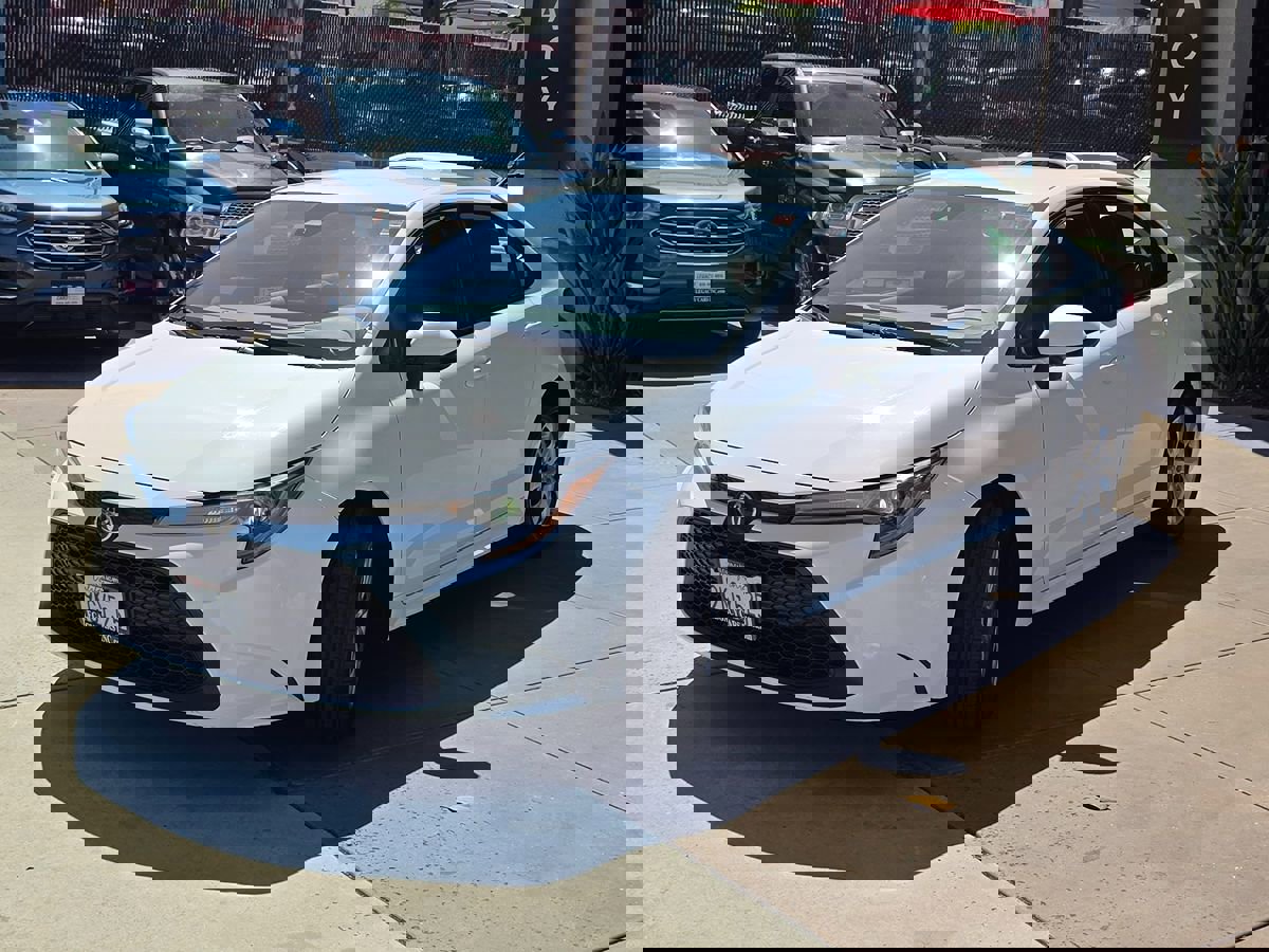 Used 2022 Toyota Corolla LE image 7