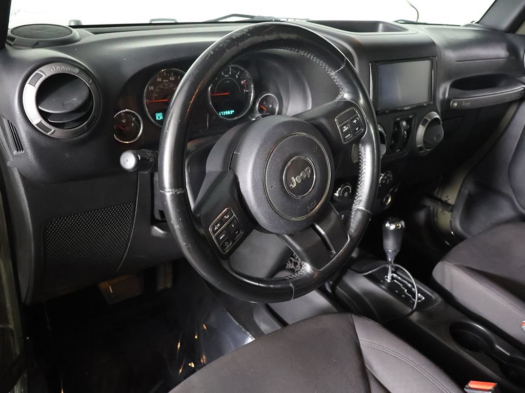 Used 2015 Jeep Wrangler Unlimited Sport w/ Quick Order Package 24S AWD/4WD image 21