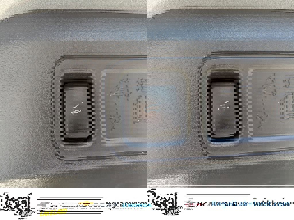 Used 2024 Ford Expedition Limited image 9