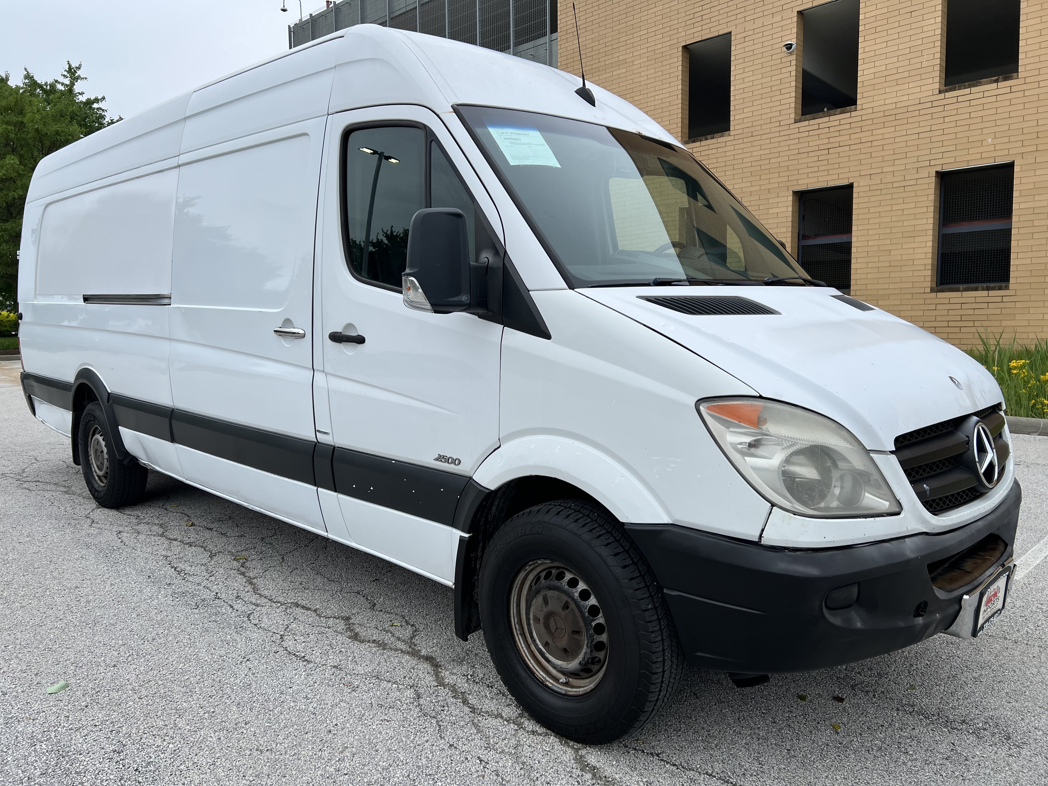 Used 2013 Mercedes-Benz Sprinter 2500 image 11