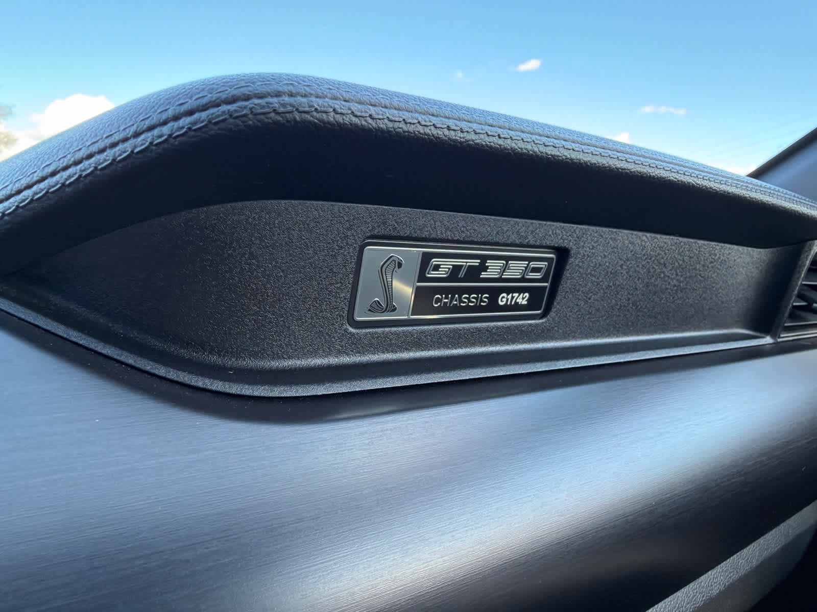 Used 2016 Ford Mustang Shelby GT350 w/ Technology Package image 28