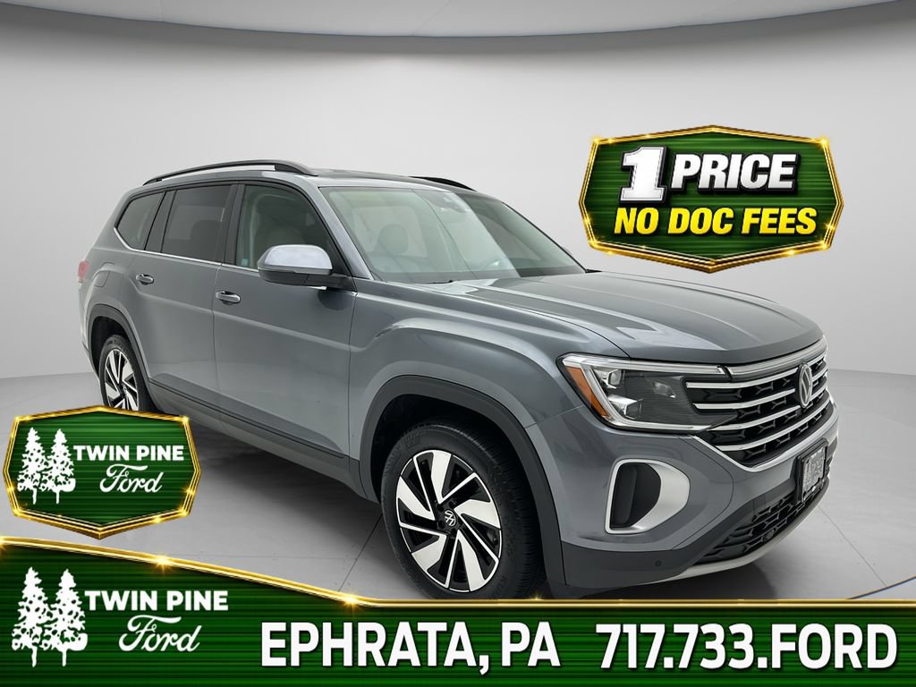 Used 2025 Volkswagen Atlas SE AWD/4WD image 1