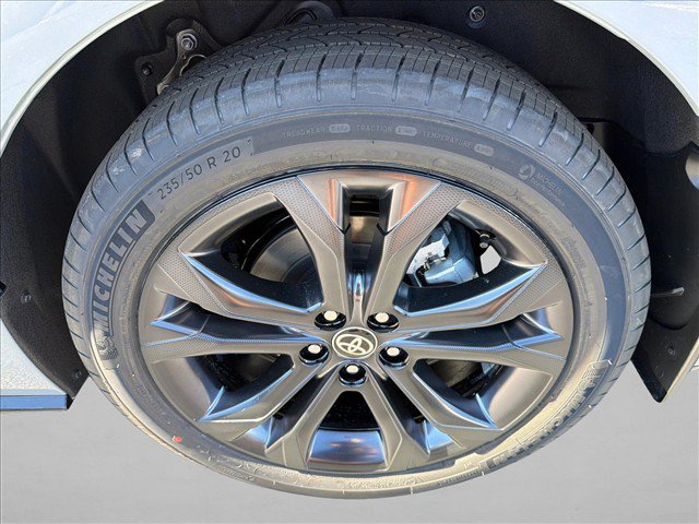 New 2026 Toyota Sienna XSE FWD image 19