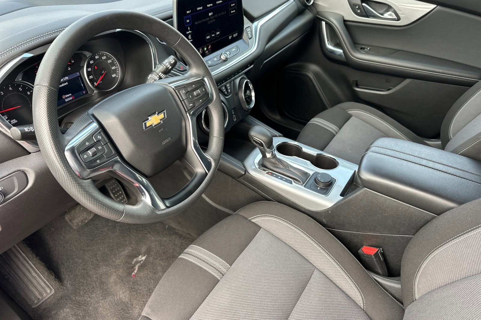 Used 2024 Chevrolet Blazer LT image 10