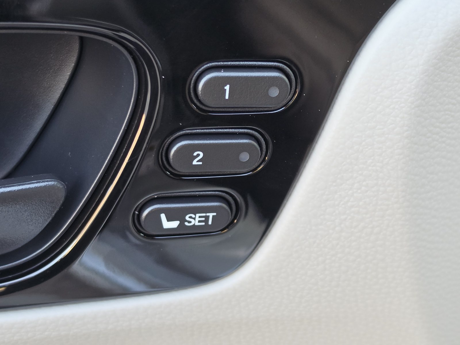 New 2027 Honda Odyssey Touring image 17