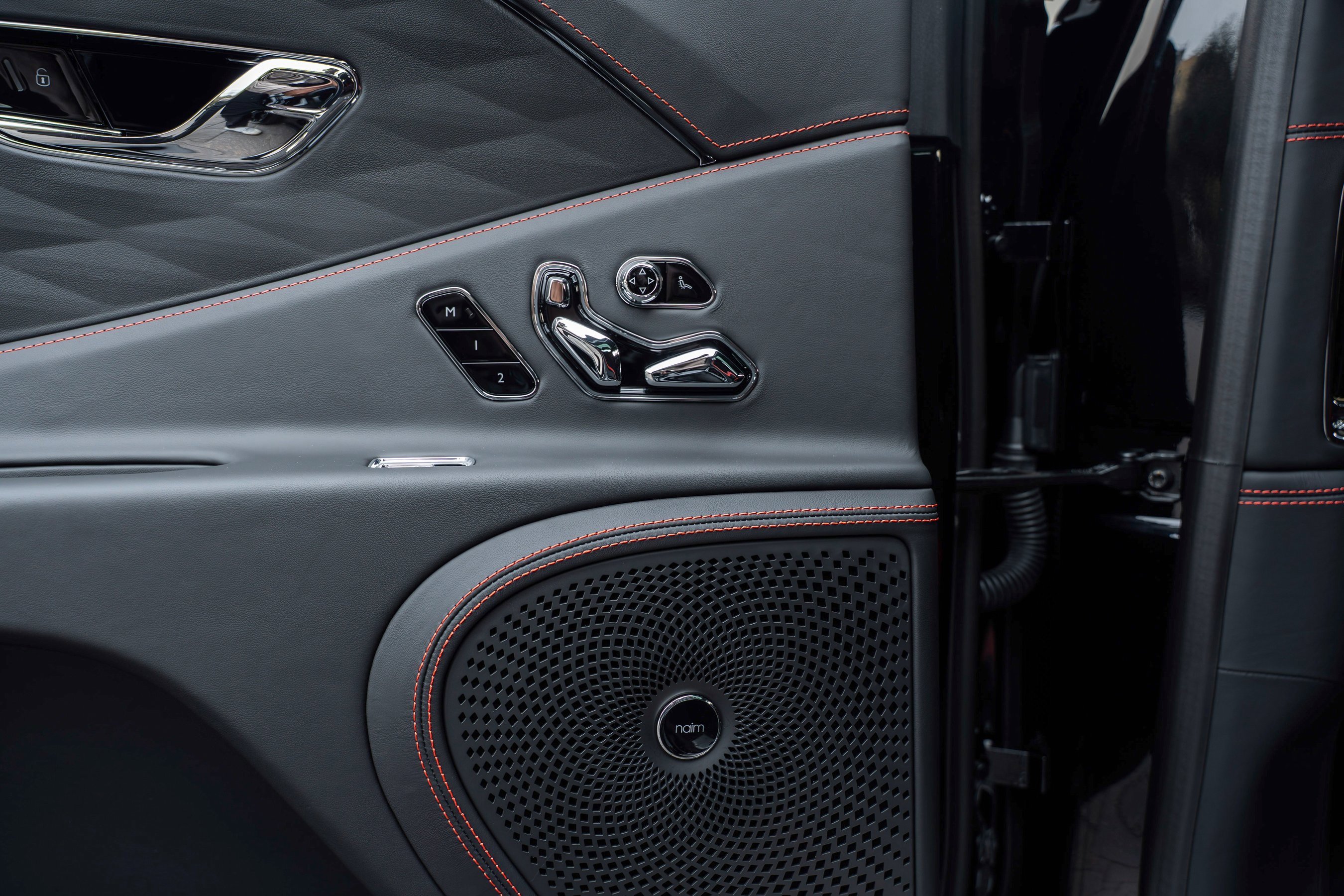 Certified 2024 Bentley Flying Spur W12 image 40