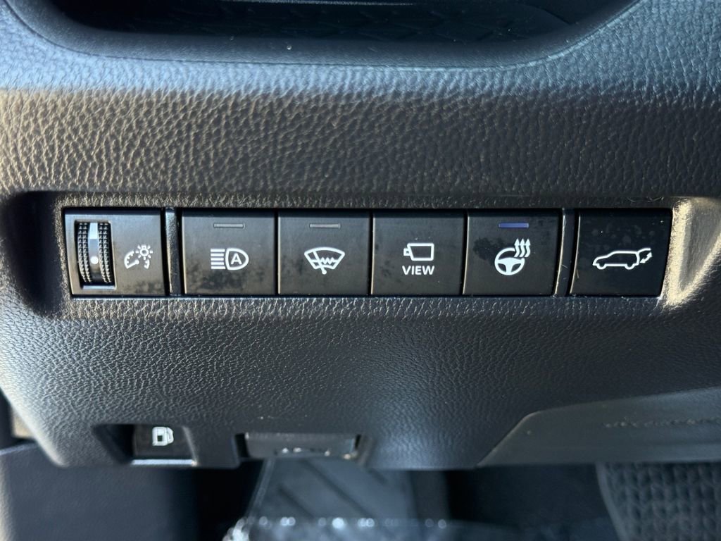 Used 2022 Toyota RAV4 XSE image 21