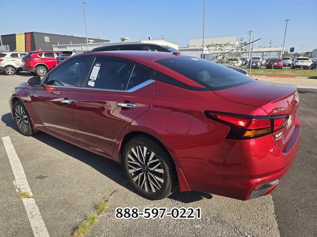 Used 2024 Nissan Altima 2.5 SV w/ SV Premium Package FWD video 3