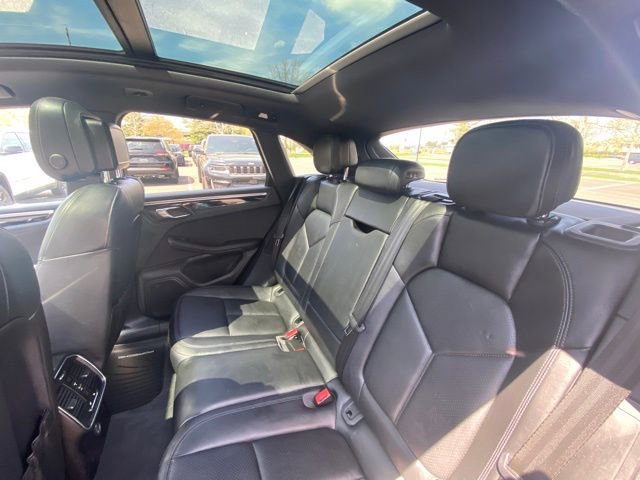 Used 2017 Porsche Macan AWD/4WD image 22