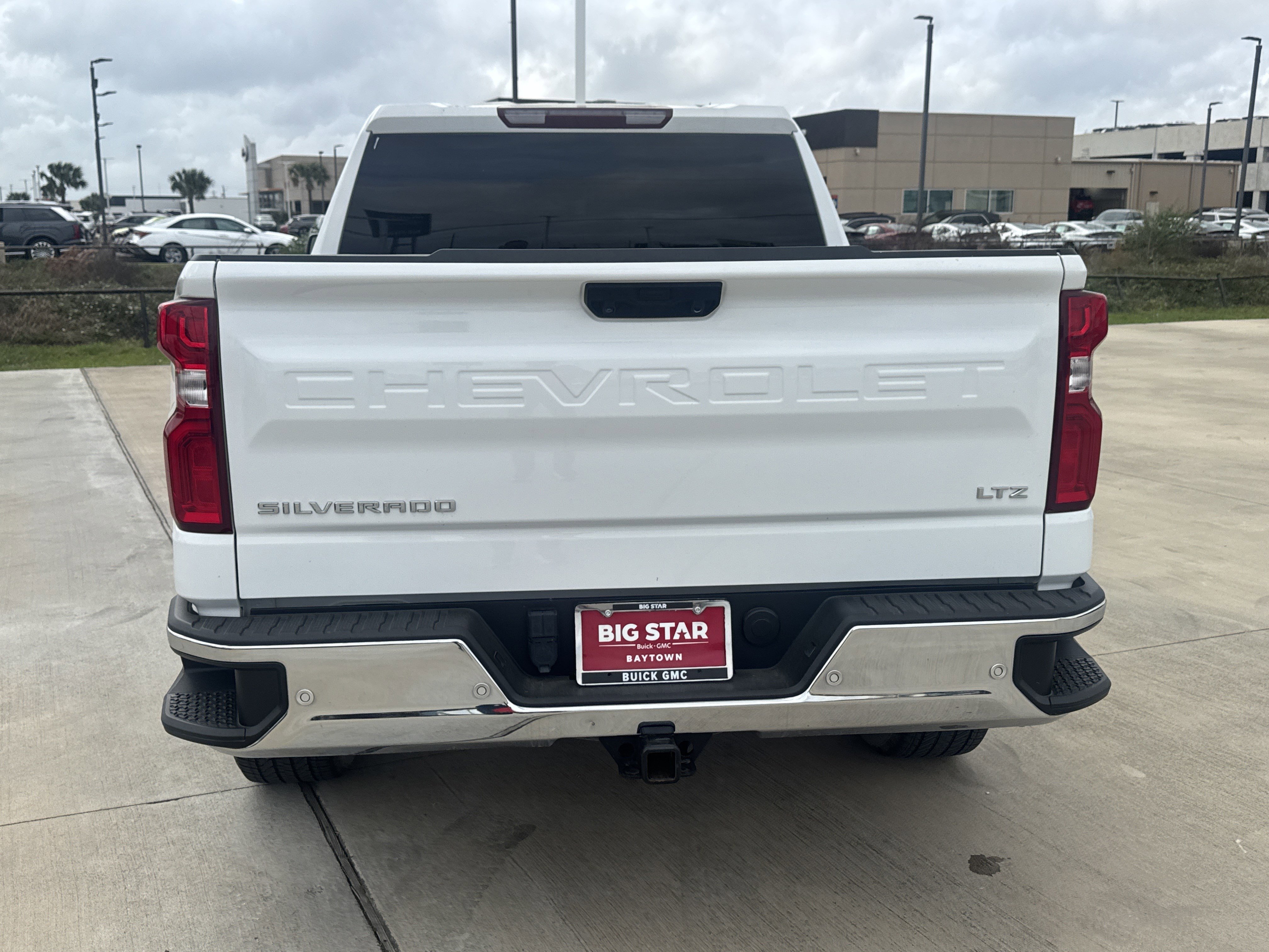 Used 2024 Chevrolet Silverado 1500 LTZ image 10
