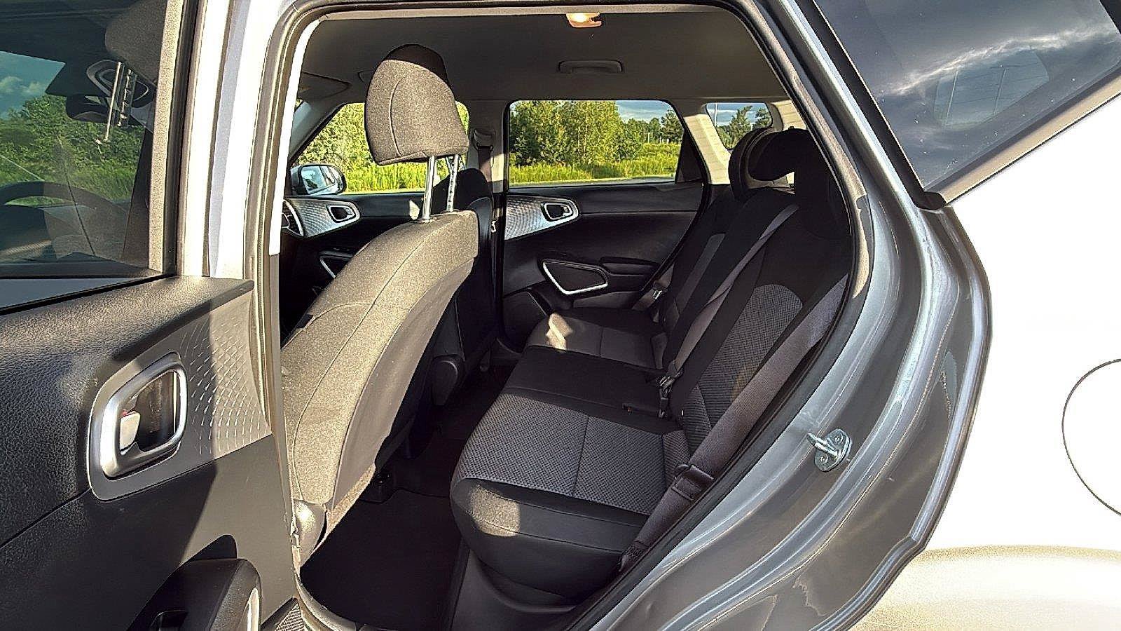 Used 2023 Kia Soul LX w/ Option Group 015 FWD image 20
