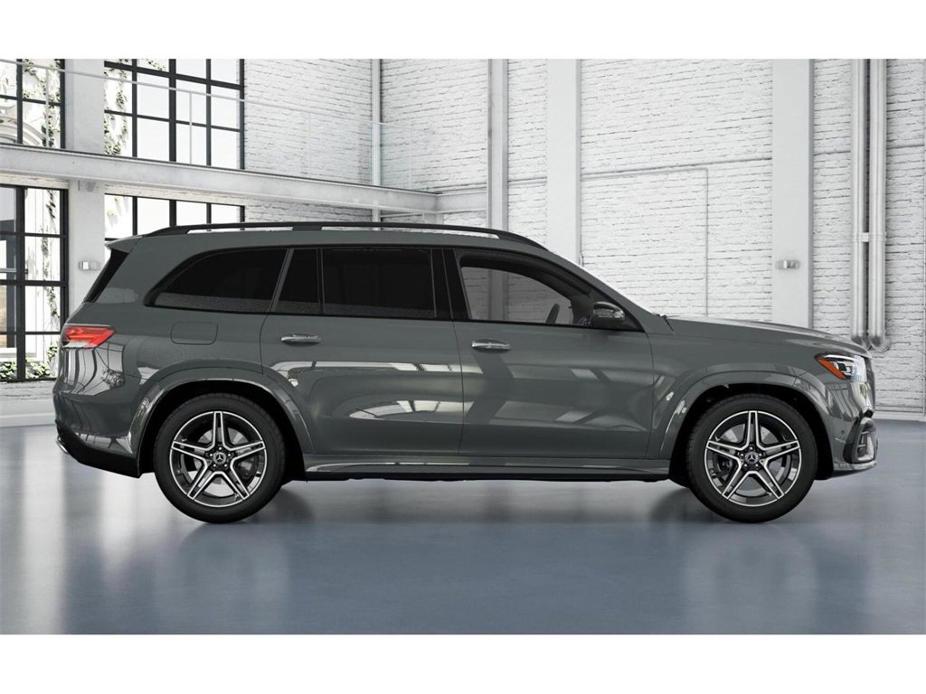 New 2026 Mercedes-Benz GLS 450 4MATIC image 2