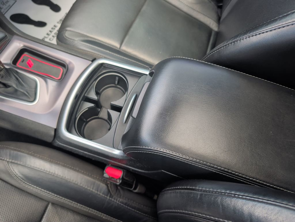 Used 2019 Dodge Charger SXT w/ Leather Interior Group RWD image 17