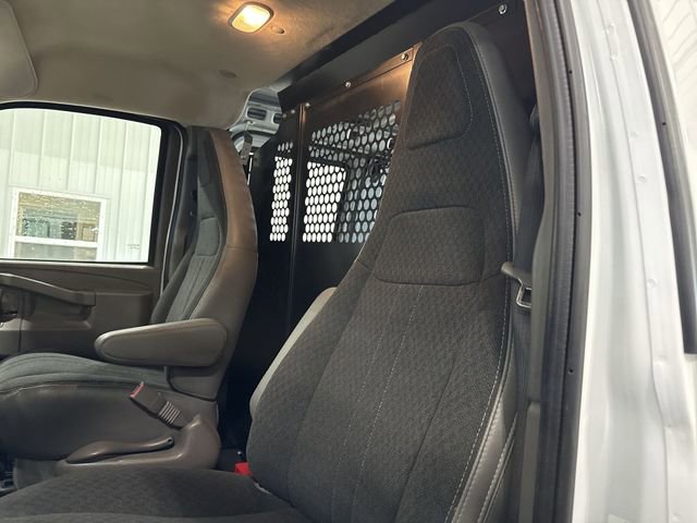 Used 2024 Chevrolet Express 2500 w/ Driver Convenience Package image 21