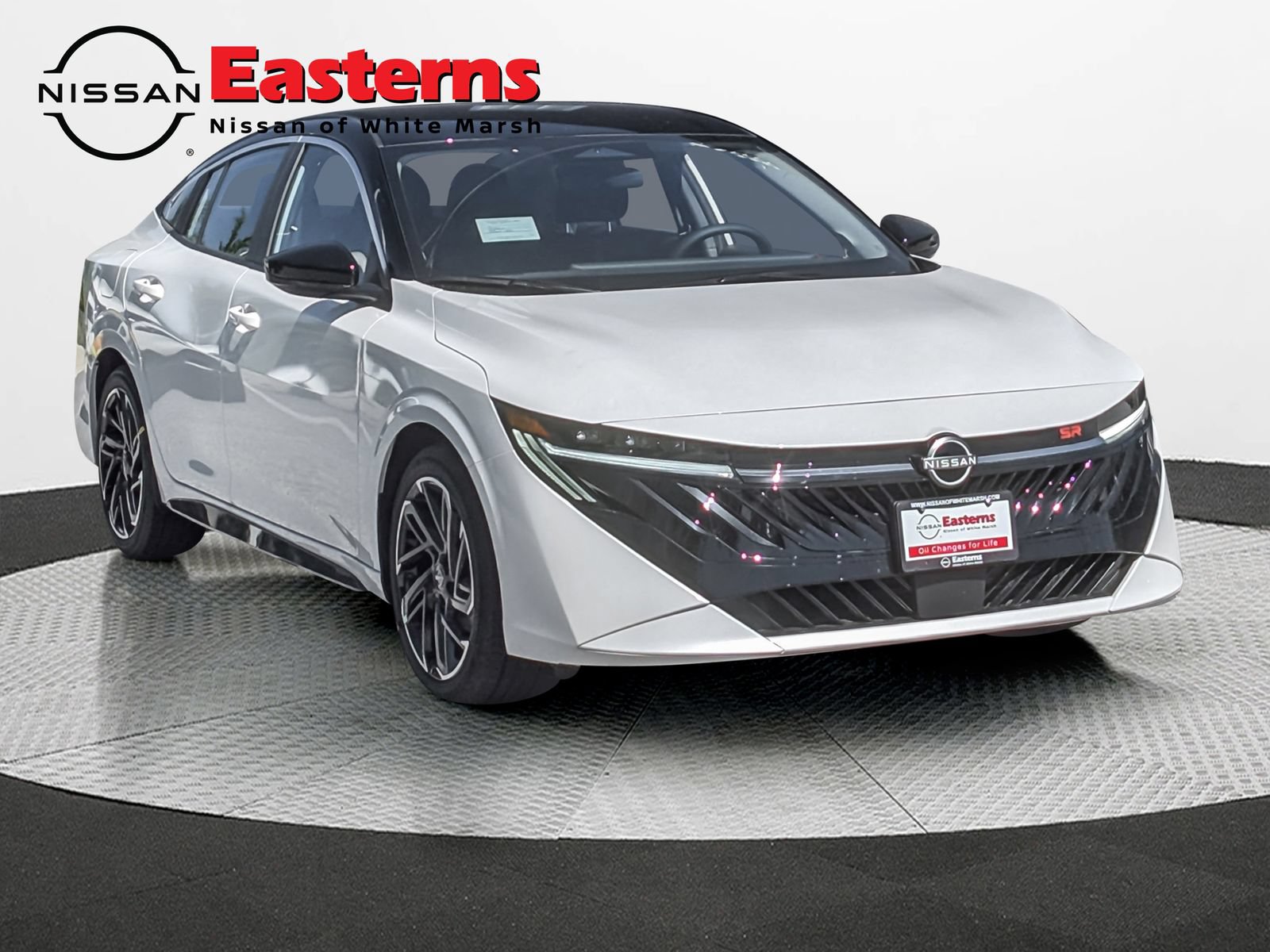 New 2027 Nissan Sentra SR w/ Floor Mat Package FWD image 4