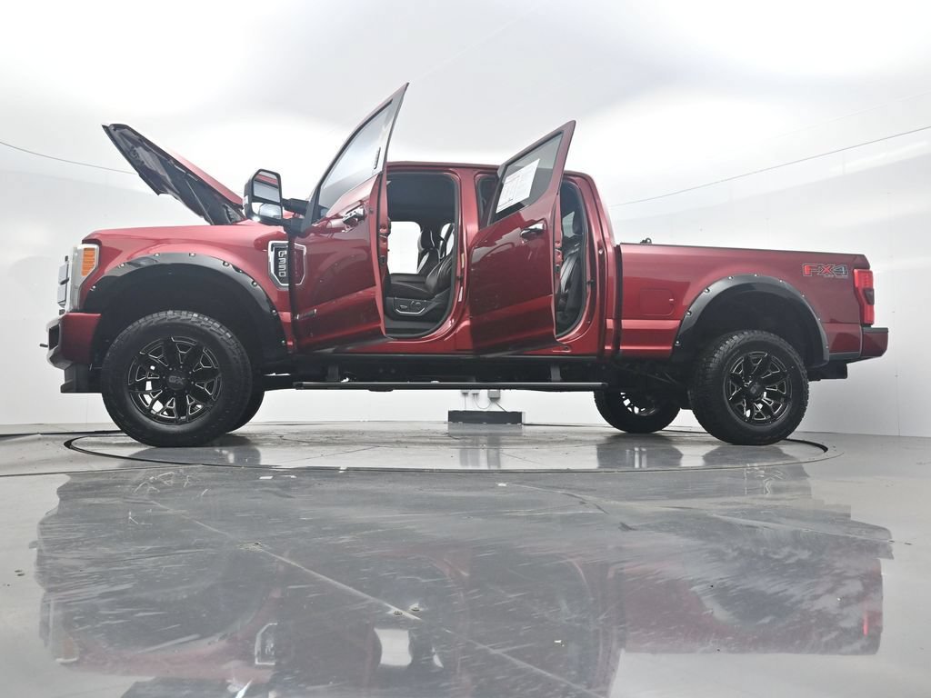 Used 2017 Ford F350 Platinum w/ FX4 Off-Road Package AWD/4WD image 46