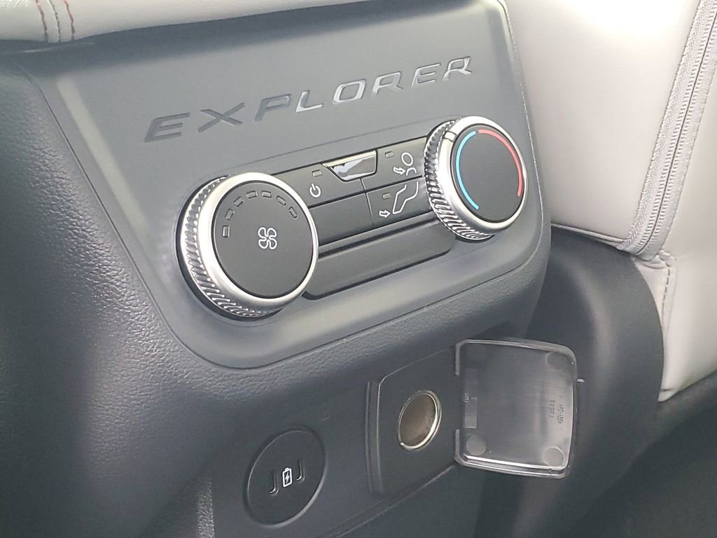 New 2026 Ford Explorer Active w/ Active Comfort Package image 31