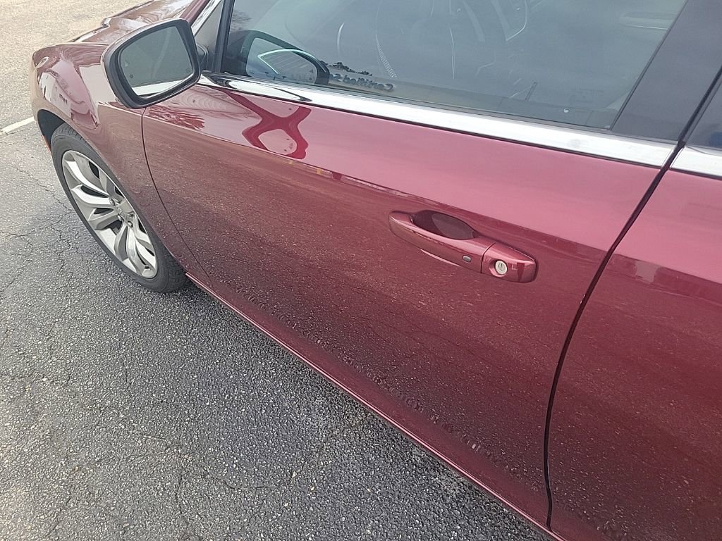 Used 2016 Chrysler 300 Limited image 18