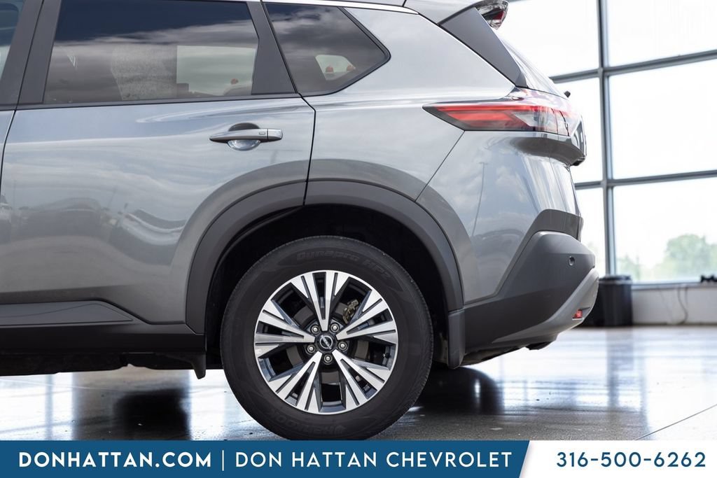 Used 2023 Nissan Rogue SV AWD/4WD image 30