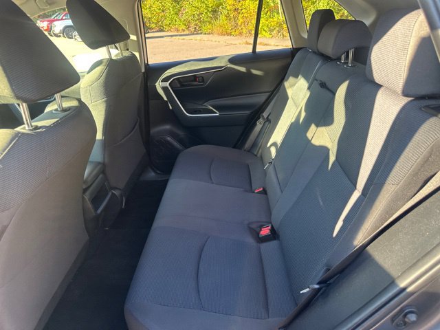 Used 2019 Toyota RAV4 LE w/ All Weather Liner Package AWD/4WD image 18