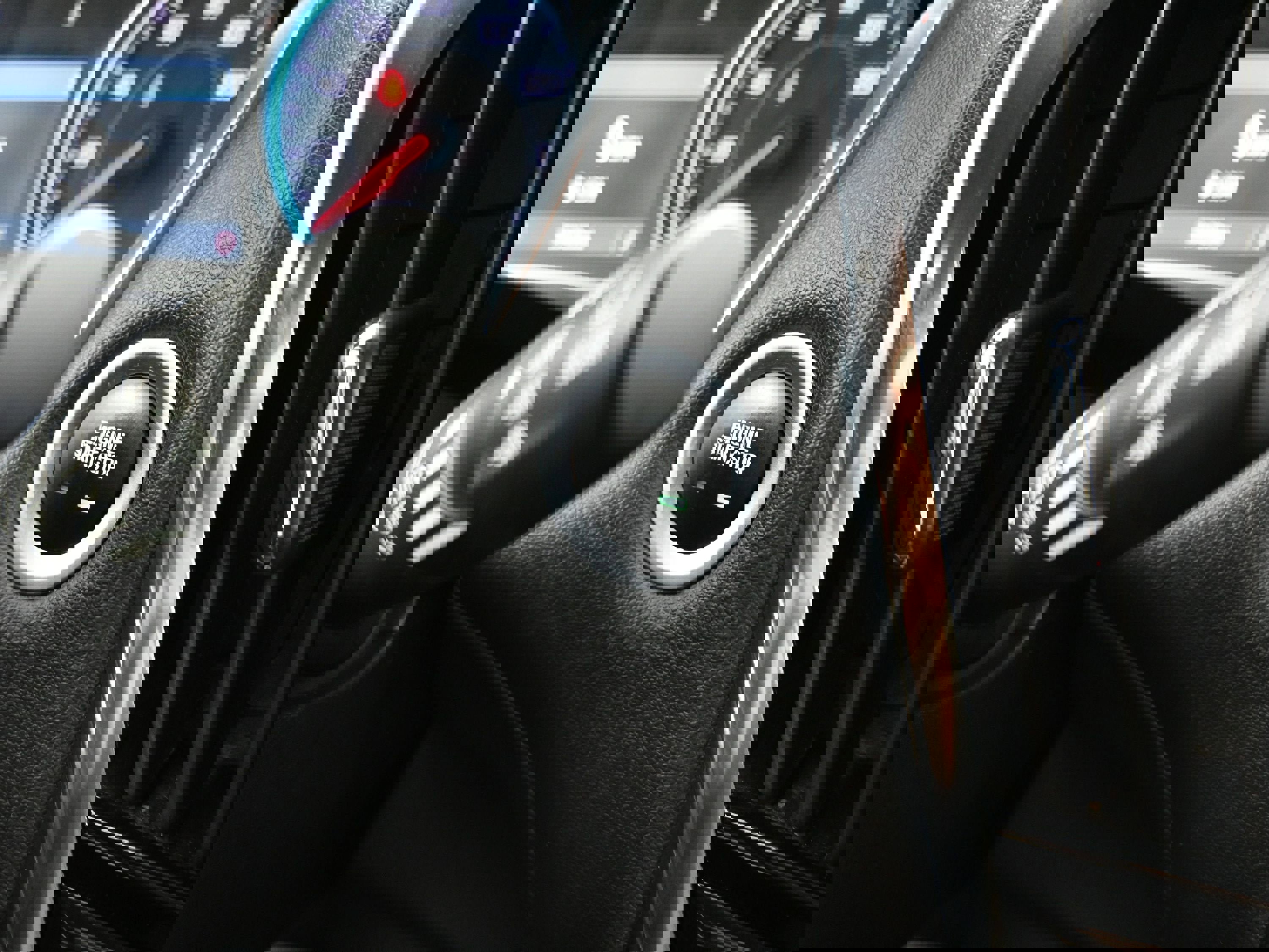 Used 2023 Chevrolet Traverse LT image 18