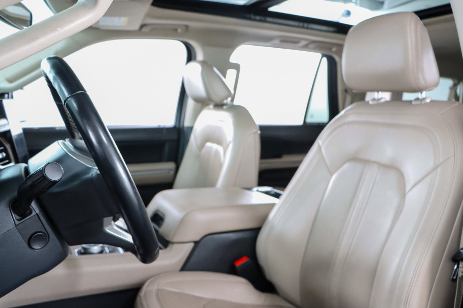 Used 2023 Ford Expedition Max Limited image 27