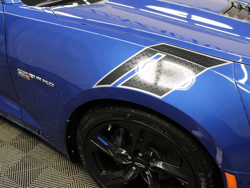 Used 2021 Chevrolet Camaro SS w/ LPO, Camaro Logo Package RWD image 32