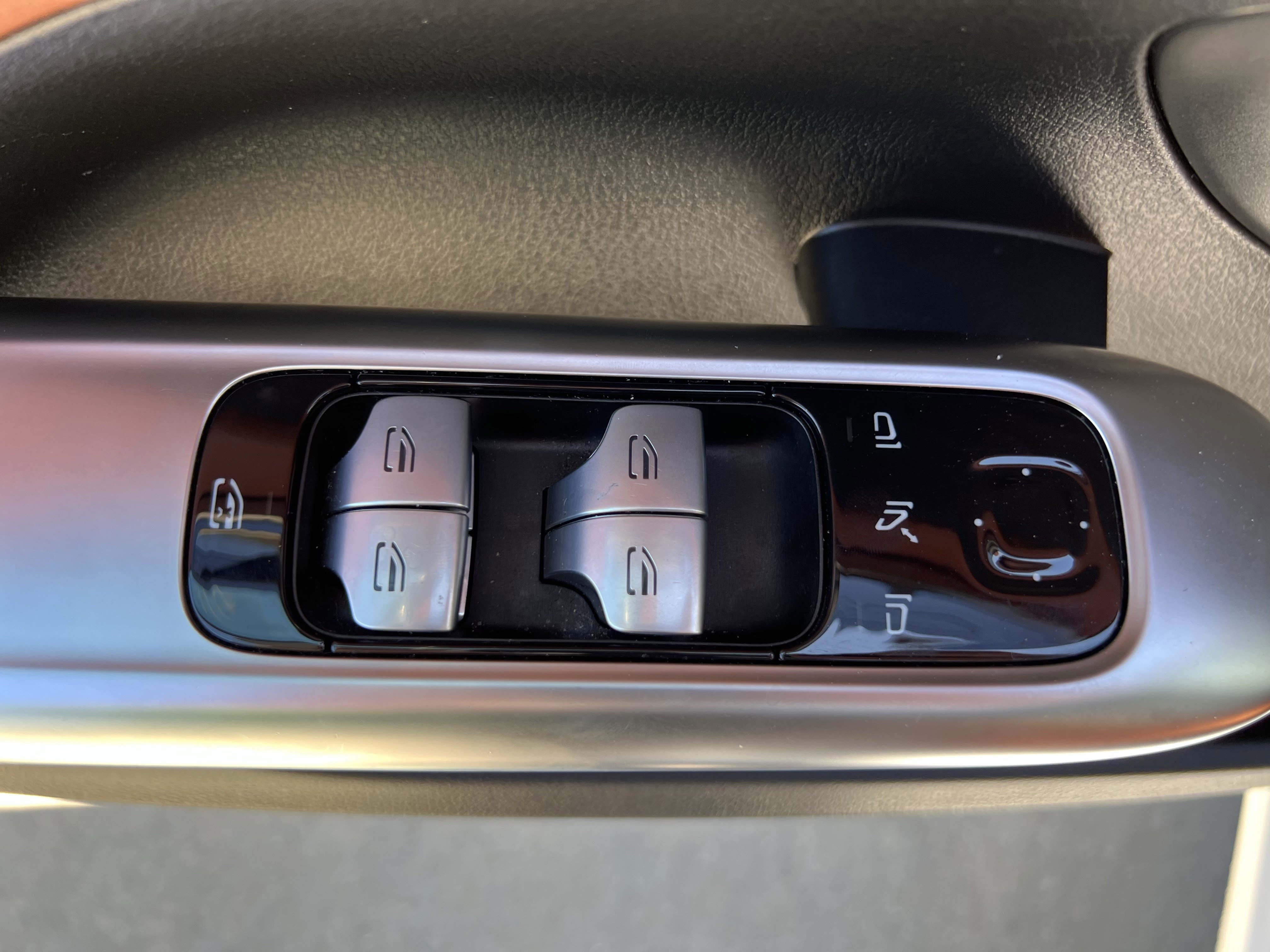 Certified 2025 Mercedes-Benz C 300 Sedan image 15