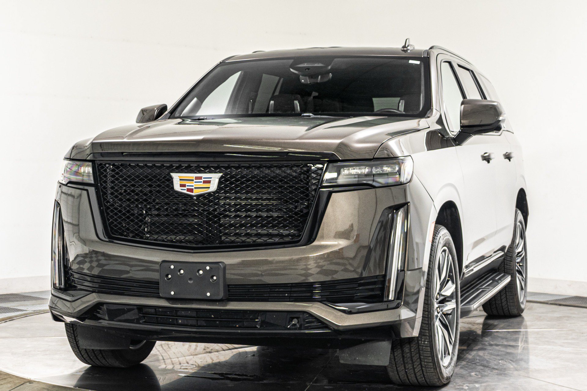 Used 2021 Cadillac Escalade Sport Platinum w/ Heavy-Duty Trailer Package AWD/4WD image 5