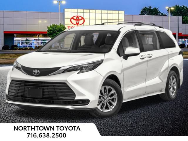 New 2026 Toyota Sienna LE