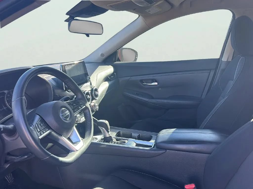 Used 2021 Nissan Sentra SV FWD image 9