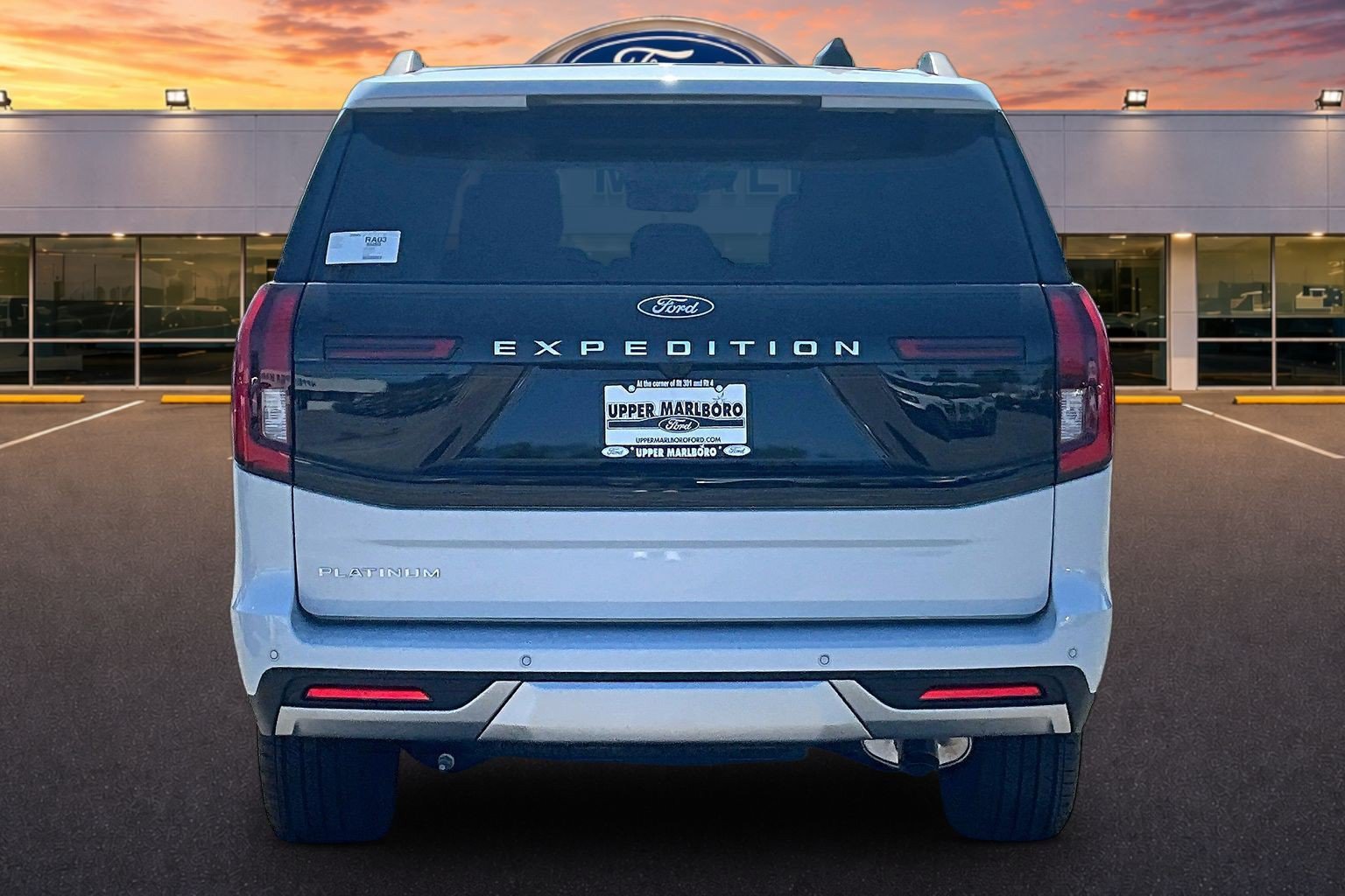 New 2026 Ford Expedition Platinum w/ Driver's Package AWD/4WD image 4