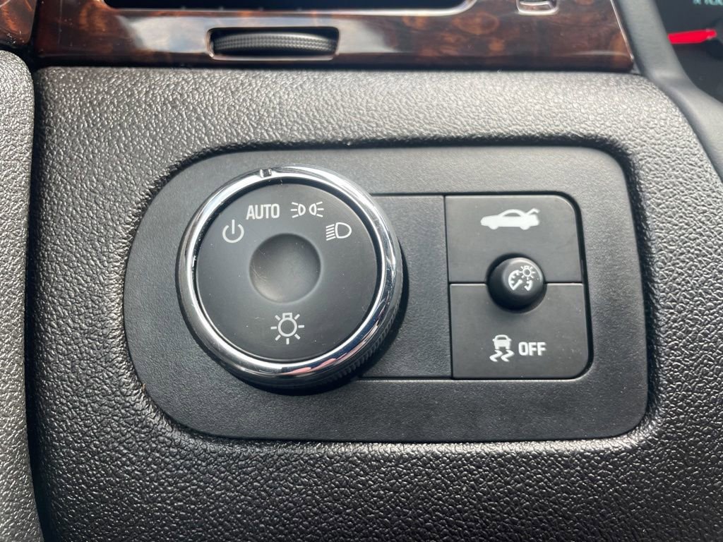 Used 2012 Chevrolet Impala LT w/ LT Sunroof Package FWD image 14