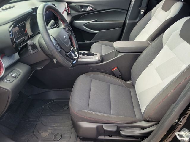 Used 2024 Chevrolet Trax RS image 10