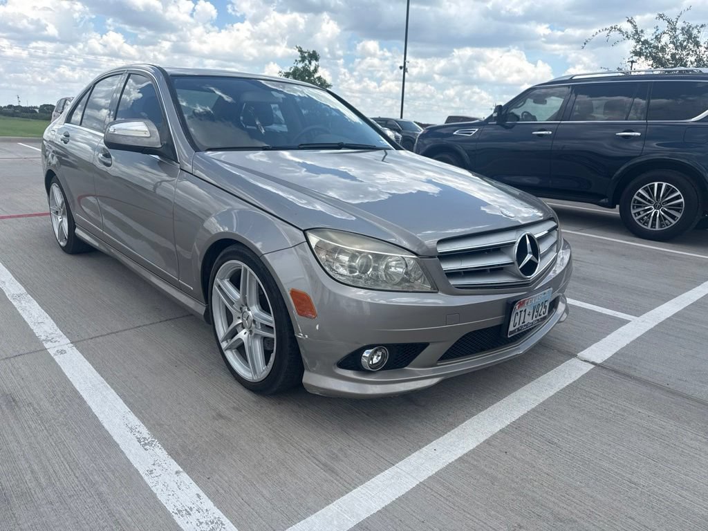 Used 2009 Mercedes-Benz C 300 Sedan image 4