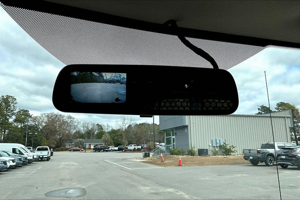 Used 2024 GMC Savana 2500 w/ Driver Convenience Package image 16