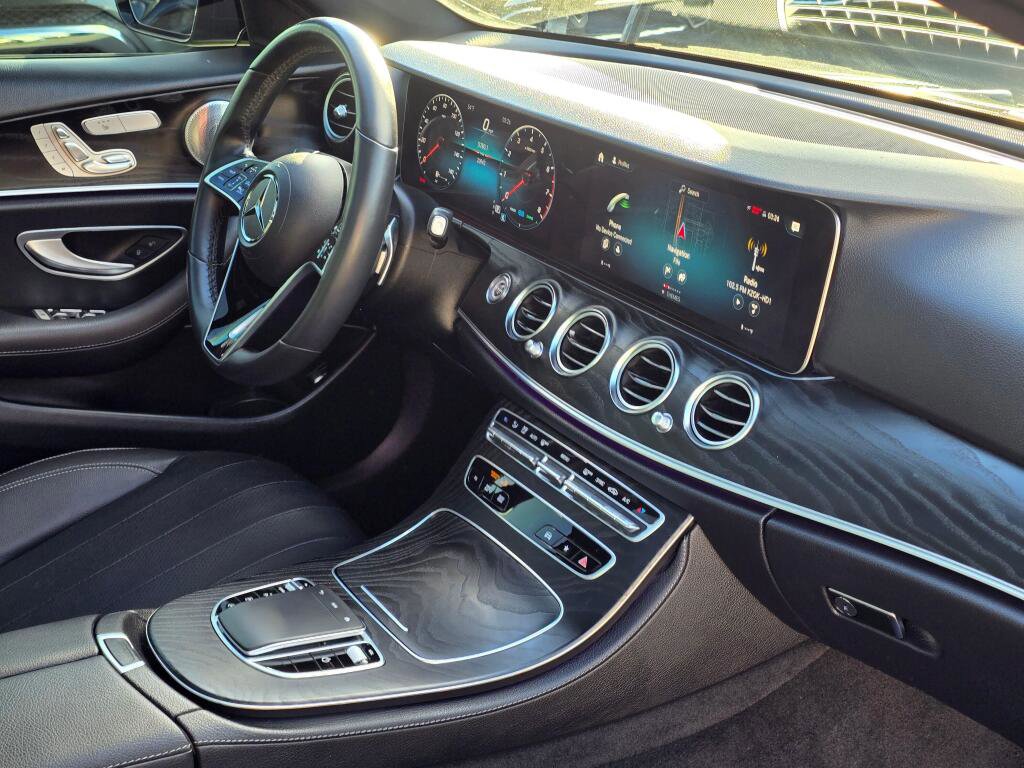 Used 2023 Mercedes-Benz E 450 4MATIC Sedan image 30