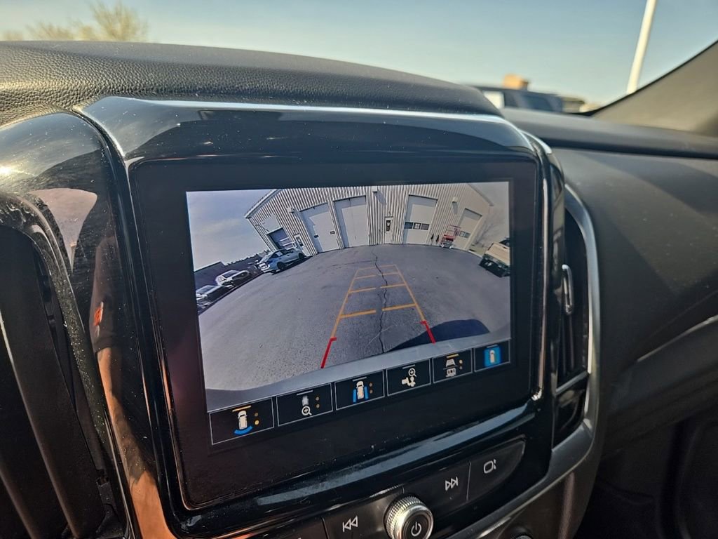 Used 2022 Chevrolet Traverse RS w/ LPO, Floor Liner Package AWD/4WD image 20