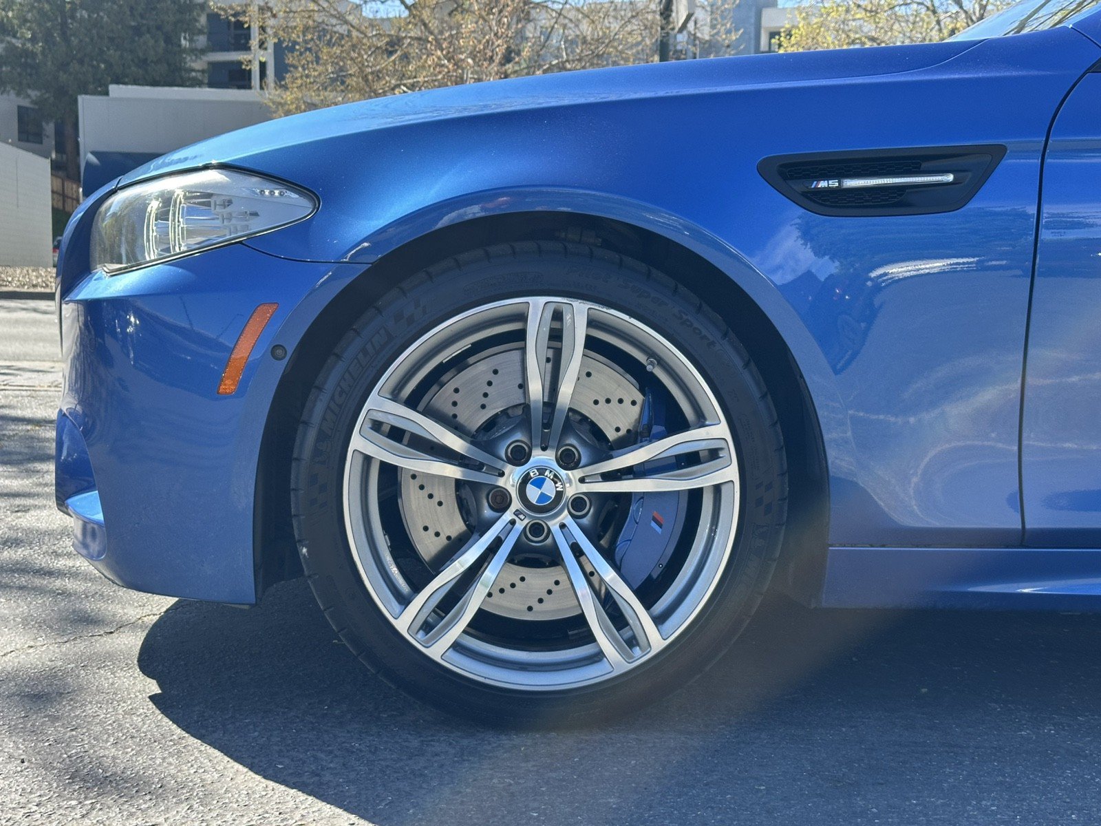 Used 2013 BMW M5 RWD image 13