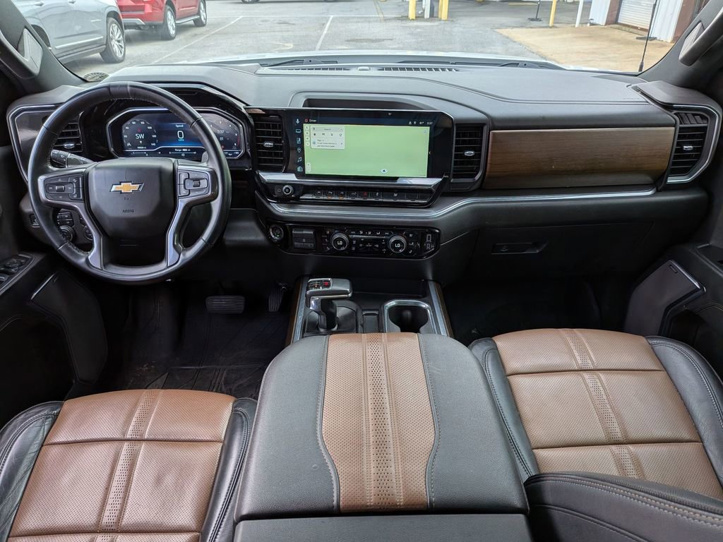 Used 2024 Chevrolet Silverado 1500 High Country image 8