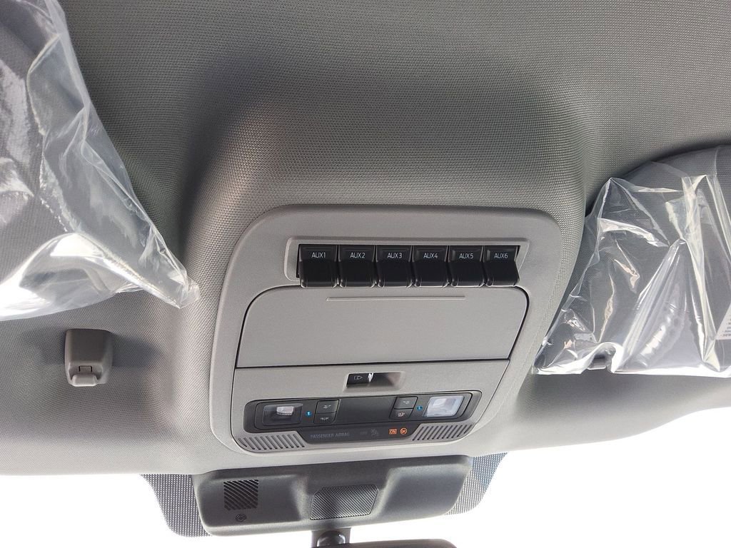 New 2026 Ford F450 XL w/ XL Chrome Package image 12