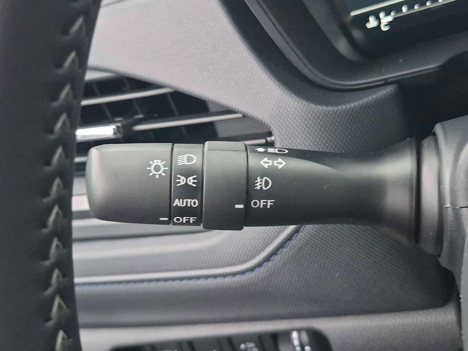 New 2026 Subaru Forester Premium AWD/4WD image 25