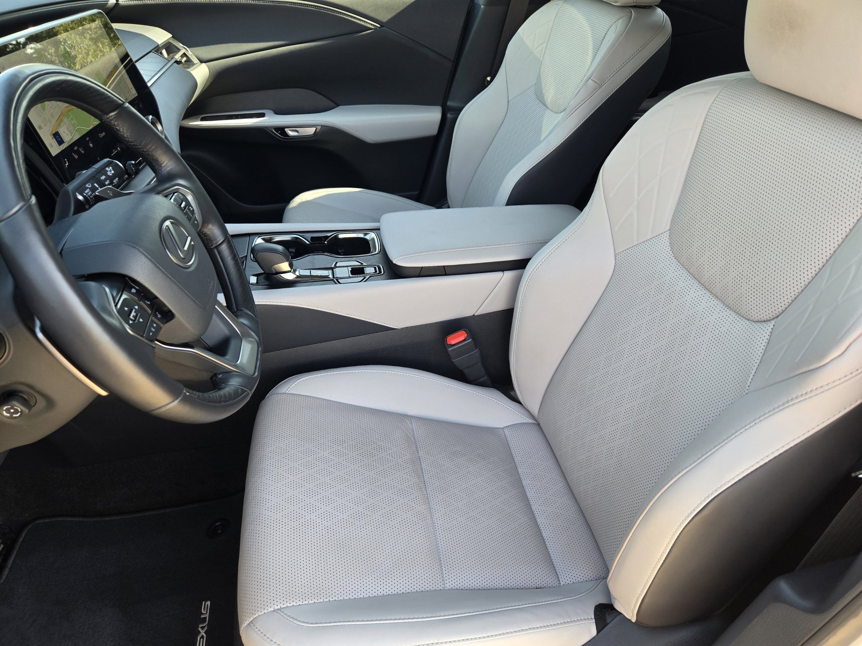 Certified 2025 Lexus RX 350 Premium Plus FWD image 9